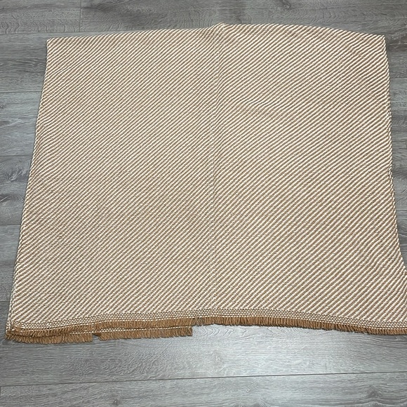 Aerie Knit Tan and Off White Striped Fringe Oversized Open Cardigan Wrap Ruana - Picture 12 of 12